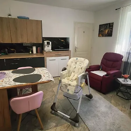 Serenity Apartment *